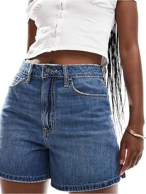 Hollister Ultra High Rise 90s Shorts